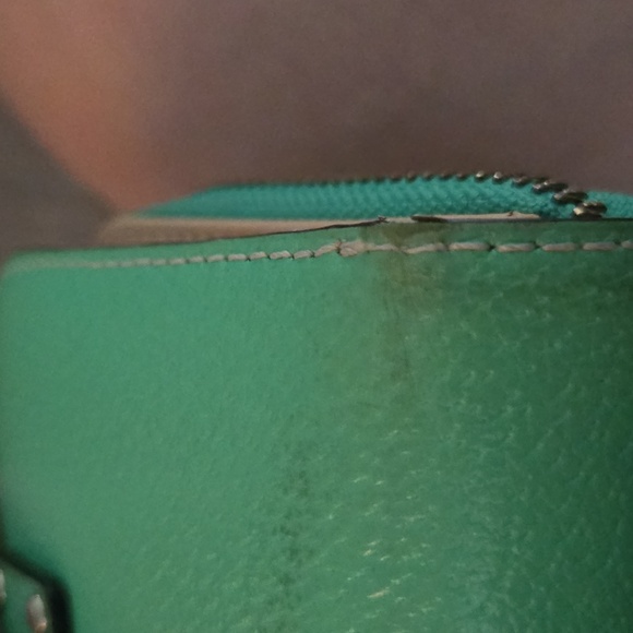 Kate Spade Green Wallet - Picture 7 of 7